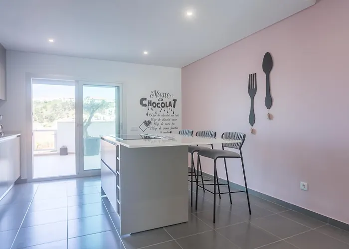 아파트 T2 Tin Tin