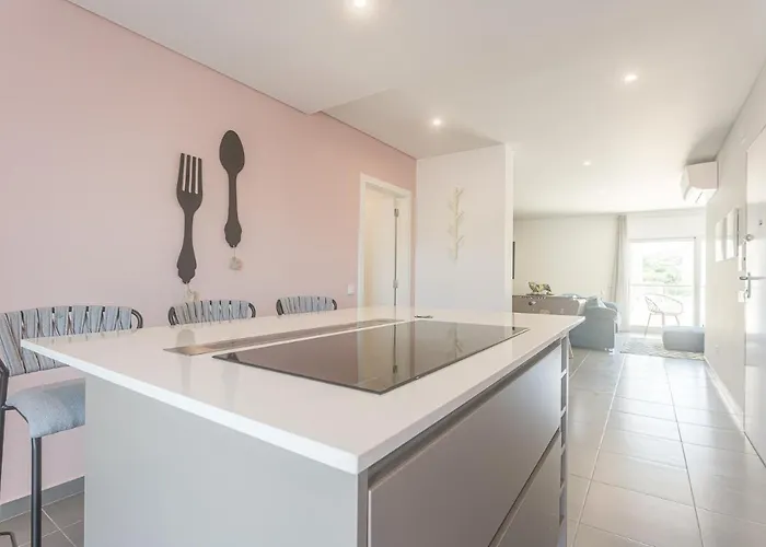 T2 Tin Tin 아파트